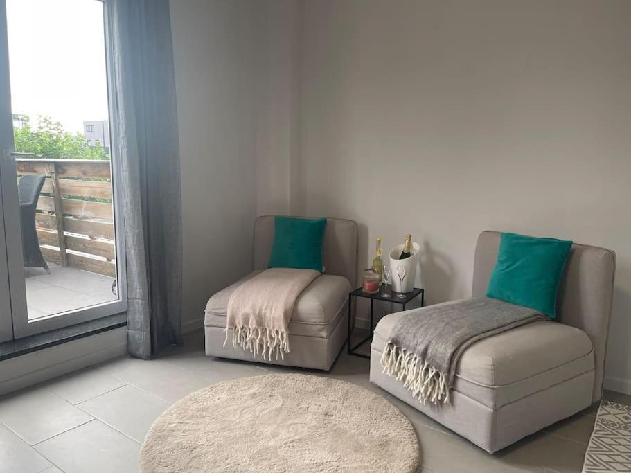 Appartamento Confortevole Deinze Luaran gambar